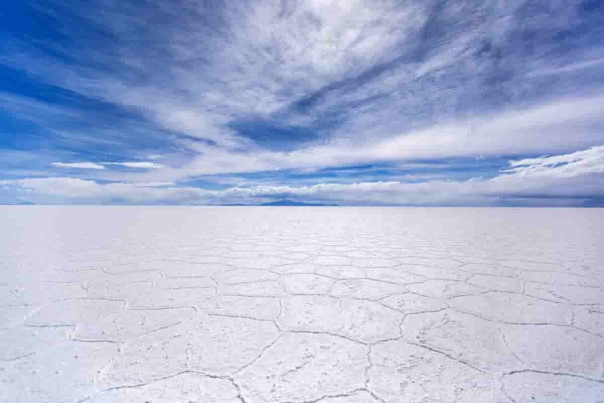 Salar de Uyuni, Bolivia The World’s Largest Salt Flat