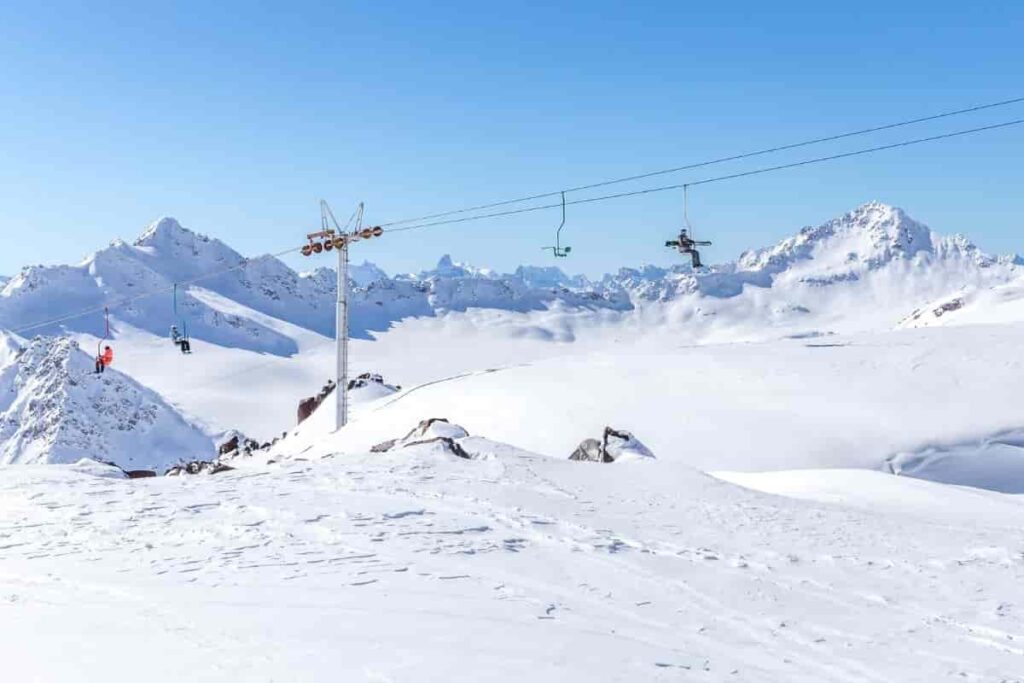 Auli Skiing in the Lesser-Known Himalayan Slopes